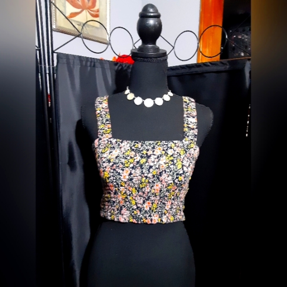 American Eagle Floral Tank Top Black and Yellow Pink Cropped Women's  XS